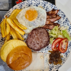 HAMBURGESA DE ANGUS